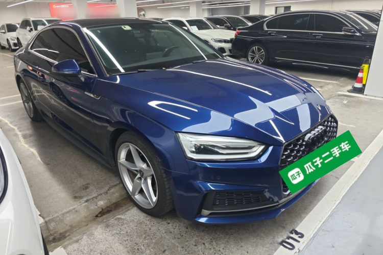 奥迪A5 2017款 Coupe 40 TFSI 时尚型车身外观3