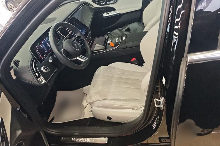 奔驰E级 2024款 E 300 L 时尚运动型局部细节19