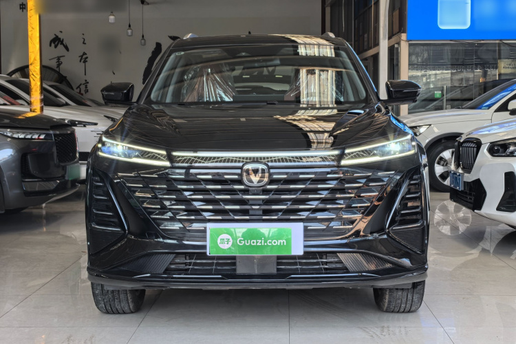 长安CS75 PLUS 2026款 智慧冠军版 1.5T 新蓝鲸 智航型车身外观6002