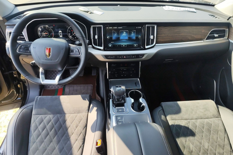 红旗HS7 2022款 2.0T DCT两驱智联旗享版 五座中控内饰12