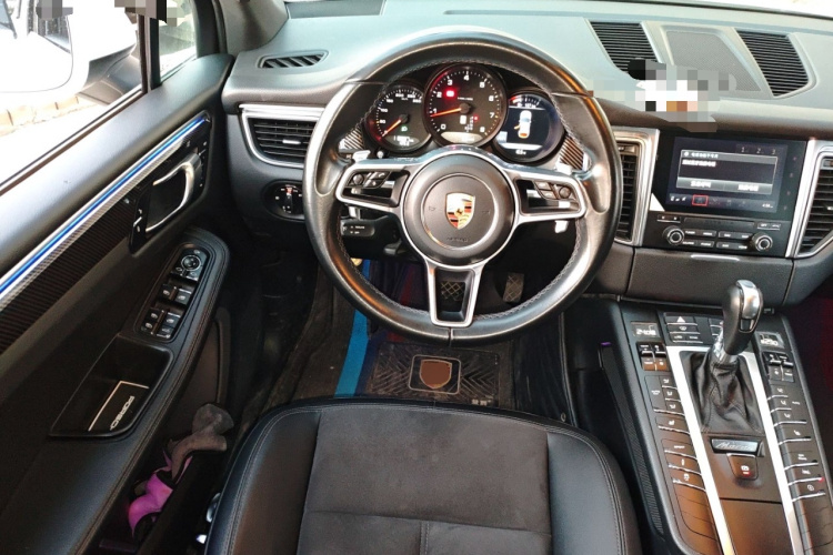 保时捷 2017款  Macan 2.0T中控内饰13