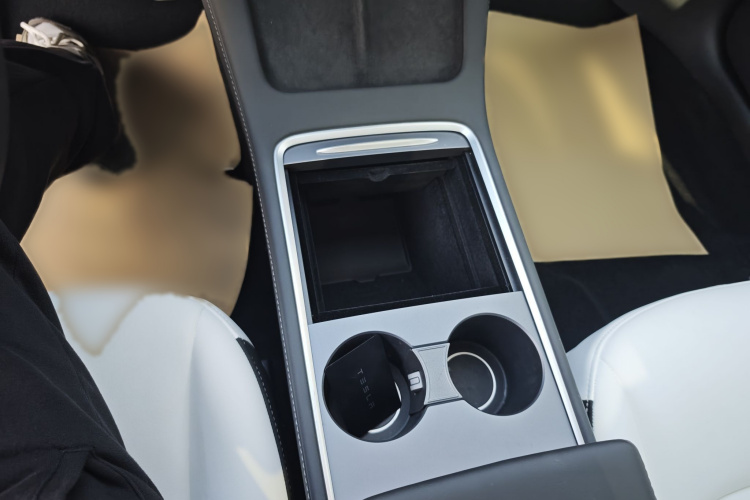 特斯拉 Model 3 2021款 改款 标准续航后驱升级版 3D1中控内饰7009