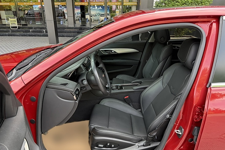 凯迪拉克ATS-L 2017款 28T 时尚型中控内饰7011