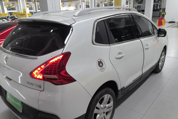 标致3008 2013款 1.6THP 自动至尚版车身外观7