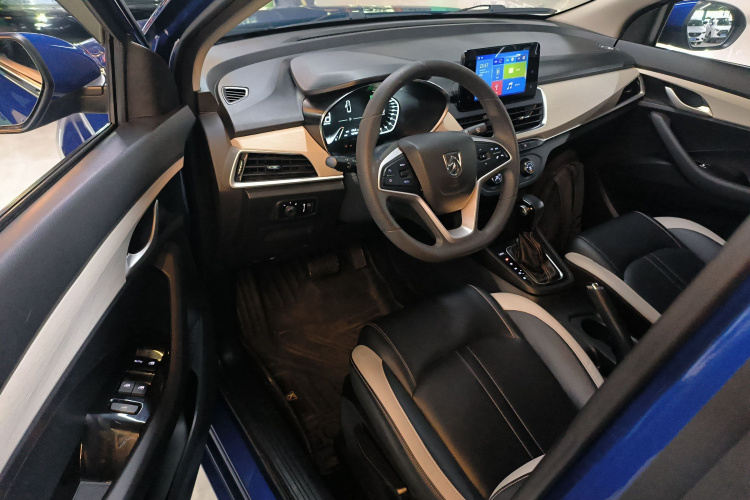 宝骏360 2019款 1.5L CVT精英型 国VI中控内饰20