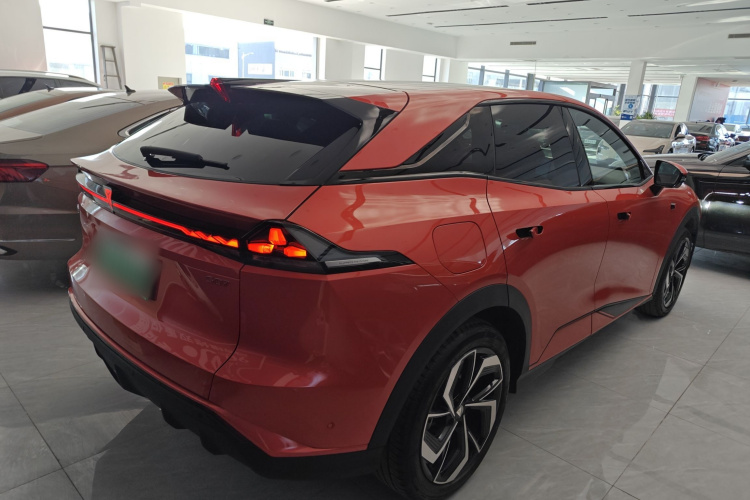 深蓝汽车 深蓝S07 2024款 215Max 乾崑智驾ADS SE增程版车身外观7