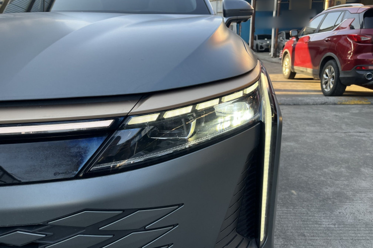 星途瑶光 2023款 400T 四驱奢享版车身外观6007