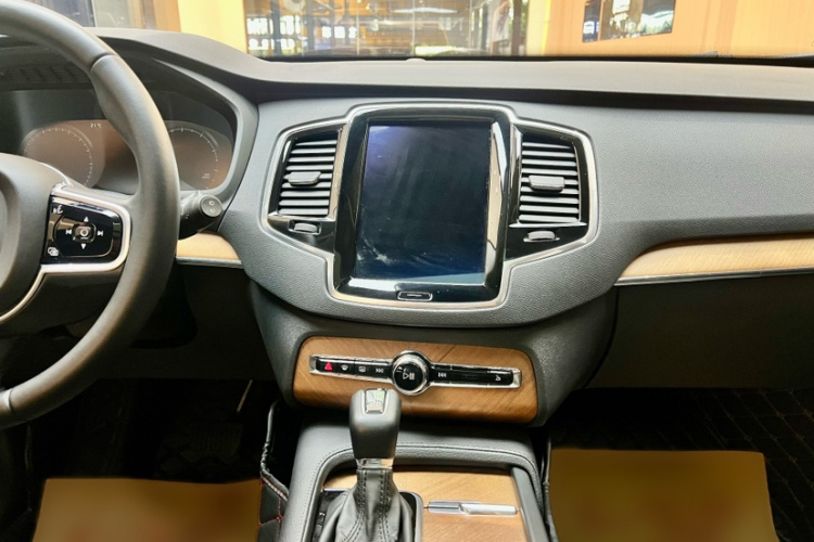 沃尔沃XC90 2019款 T6 智逸版 7座 国VI局部细节16