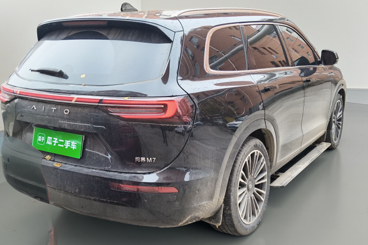 鸿蒙智行 问界M7 2024款 1.5T 后驱Plus版 5座车身外观7