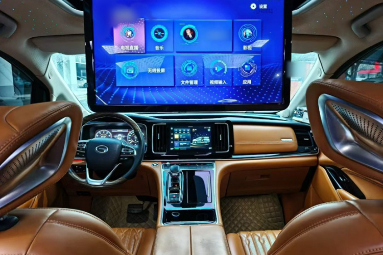 广汽传祺 传祺M8 2021款 大师系列 390T 至尊版中控内饰7004