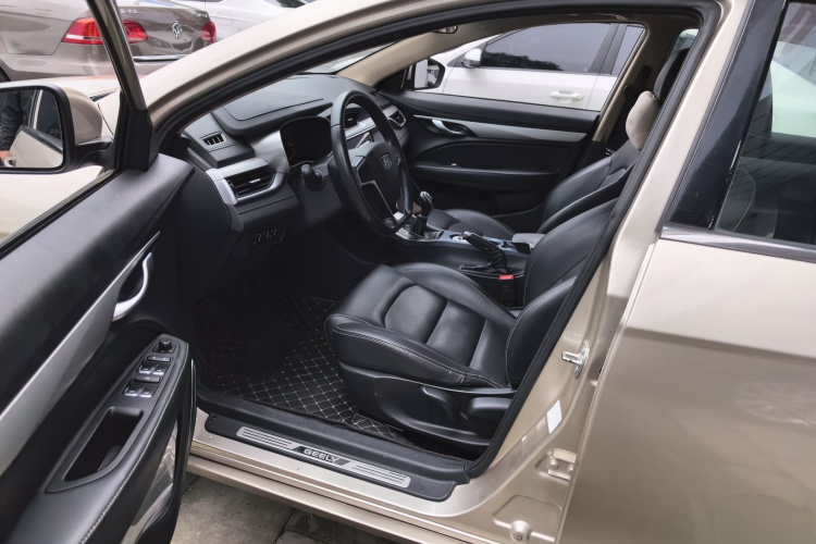 吉利汽车 帝豪 2018款 1.5L 手动向上互联版中控内饰20