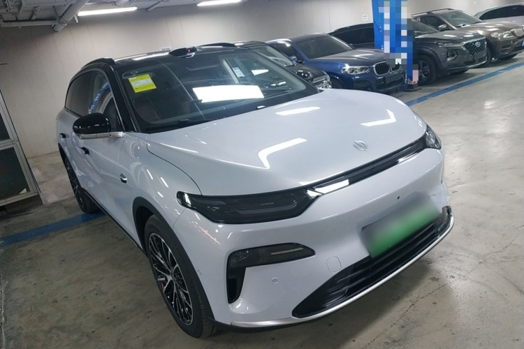 零跑汽车 零跑C11 2026款 增程 300激光雷达智尊版车身外观3