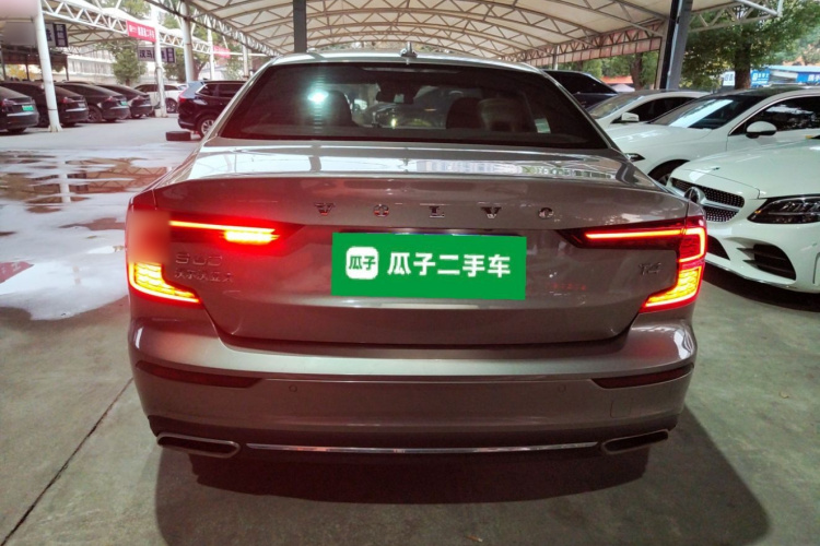 沃尔沃S60 2020款 T4 智逸豪华版车身外观6