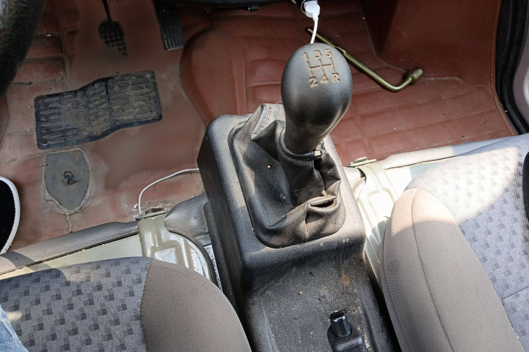 五菱汽车 五菱之光 2020款 1.2L 实用型 国VI LSI局部细节18