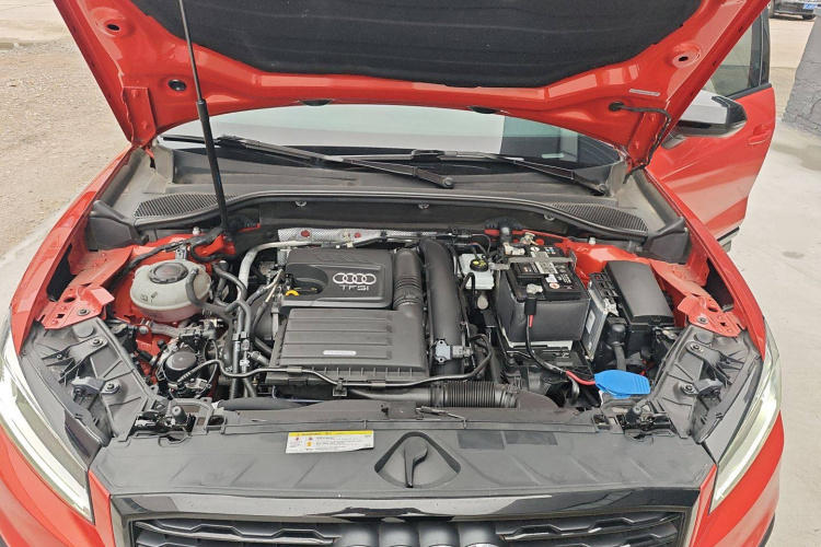 奥迪Q2L 2021款 35 TFSI 进取动感型机舱底盘24