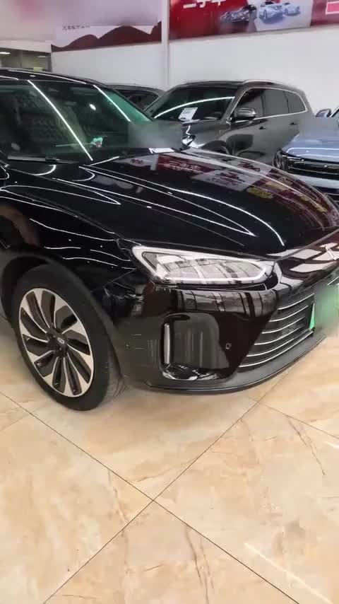 鸿蒙智行 问界M5 2022款 增程四驱性能版讲解2