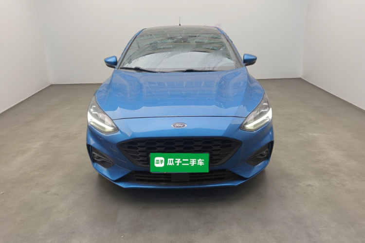 福特 福克斯 2019款 两厢 EcoBoost 180 自动ST Line车身外观2