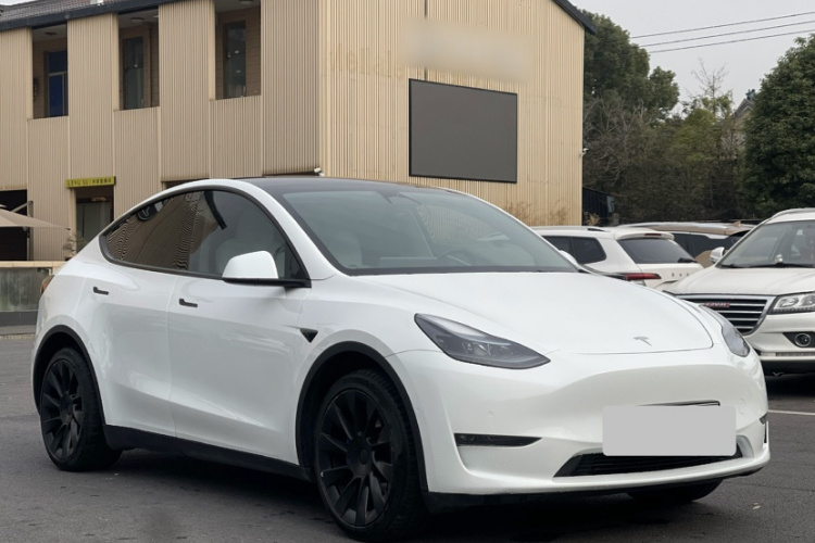 特斯拉 Model Y 2023款 长续航全轮驱动版车身外观6001