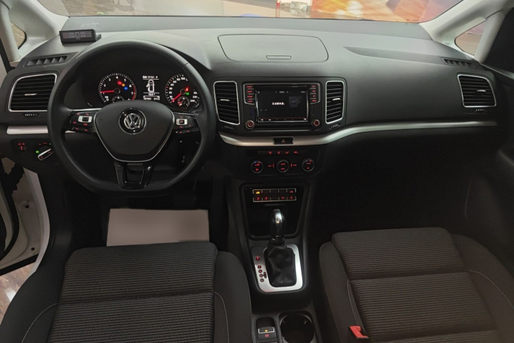 大众 夏朗 2018款 380TSI 舒享型 7座中控内饰7002