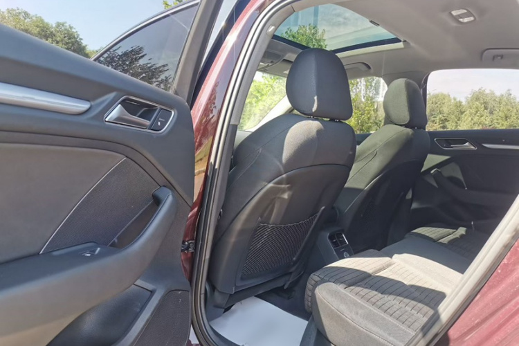奥迪A3 2018款 30周年年型 Limousine 35 TFSI 运动型中控内饰7002