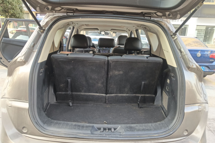 东风风光 风光580 2017款 1.5T CVT豪华型机舱底盘23