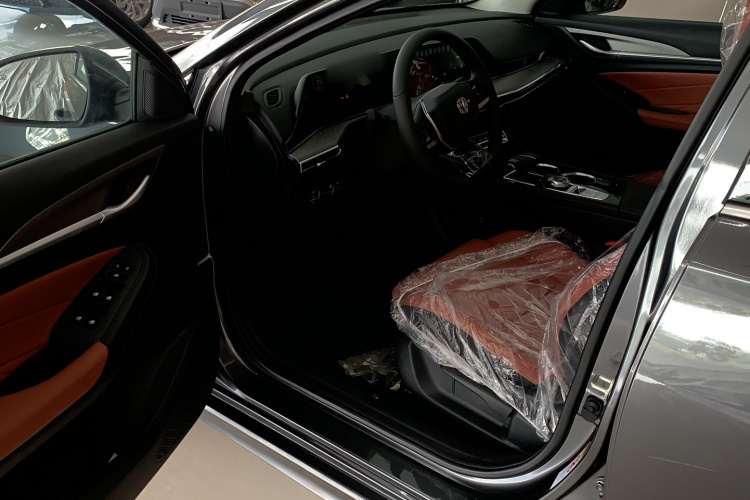 长安 逸动 2025款 PLUS 1.4T 双离合高能版中控内饰7002