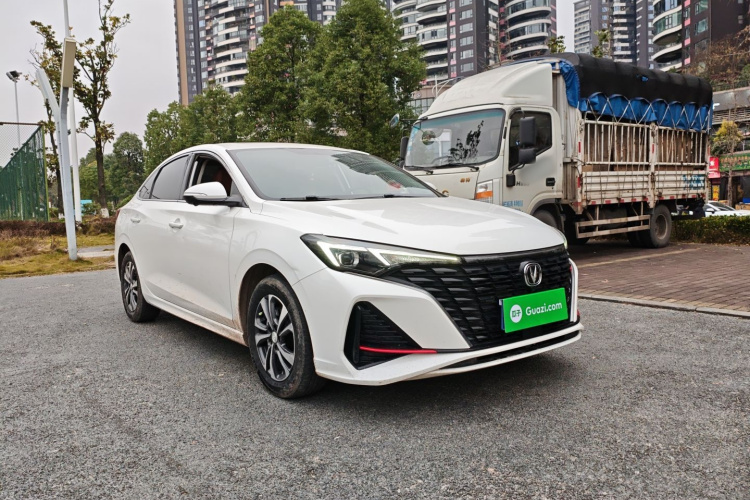 长安 逸动 2022款 PLUS 蓝鲸NE 1.4T GDI DCT尊贵版车身外观6002