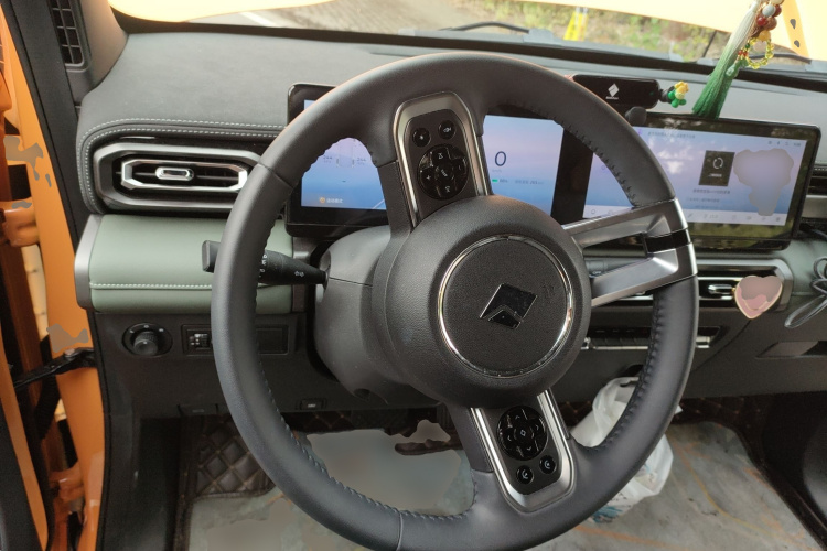 宝骏悦也 2023款 旗舰版中控内饰13