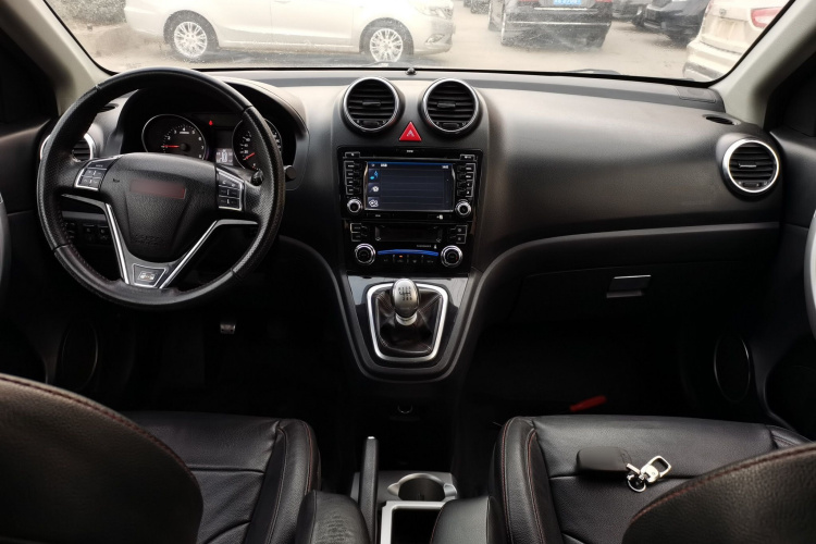哈弗H6 2013款 升级版 1.5T 手动两驱精英型中控内饰12