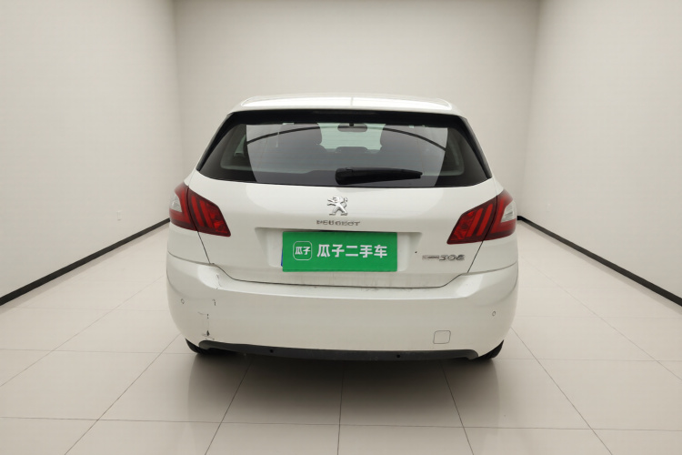 标致308S 2015款 1.2T 自动劲驰版车身外观6