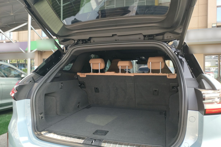 蔚来ES6 2020款 600KM 运动版机舱底盘23