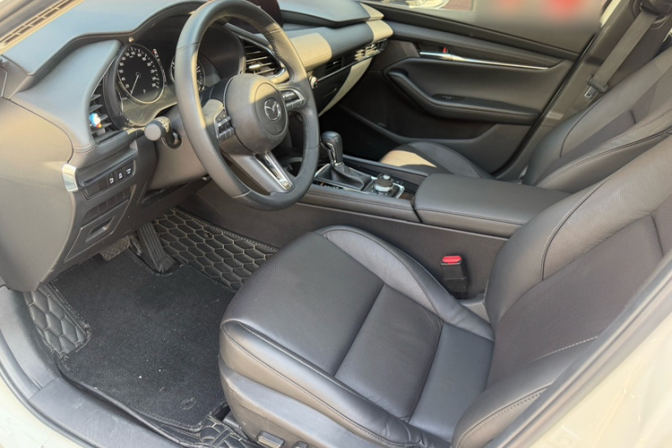 马自达3 昂克赛拉 2021款 2.0L 自动质雅版中控内饰7002