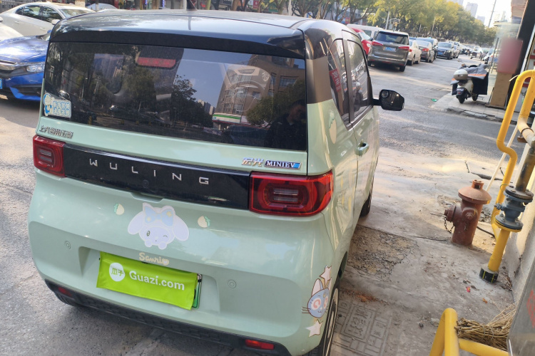 五菱汽车 宏光MINIEV 2022款 马卡龙臻享款 磷酸铁锂车身外观7