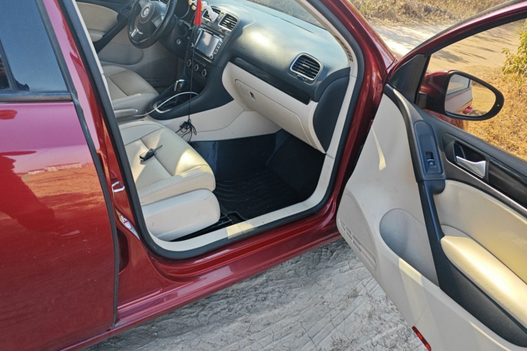 大众 高尔夫 2012款 1.6 自动舒适型局部细节9005