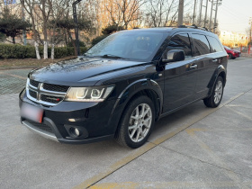 道奇 酷威 2015款 2.0TD 四驱尊尚版