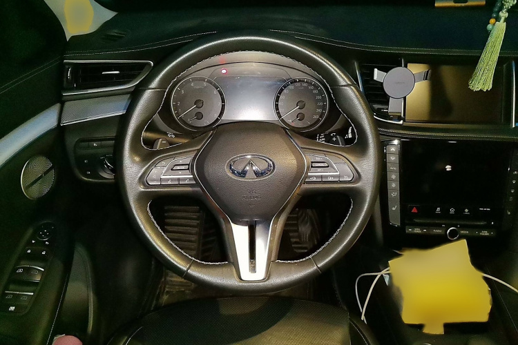 英菲尼迪QX50 2018款 2.0T 四驱菁英版局部细节13