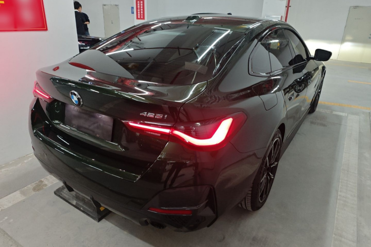 宝马4系 2023款 425i Gran Coupe M运动曜夜套装车身外观6004