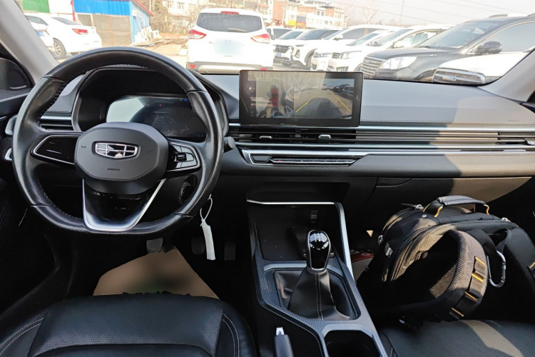 吉利汽车 帝豪 2022款 第4代 1.5L 手动豪华型中控内饰12