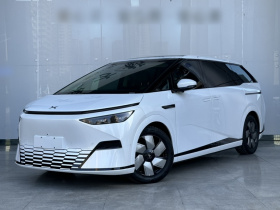 小鹏X9 2024款 702超长续航Max