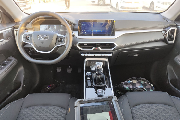 凯翼 炫界Pro 2025款 1.5L 手动舒适版中控内饰12