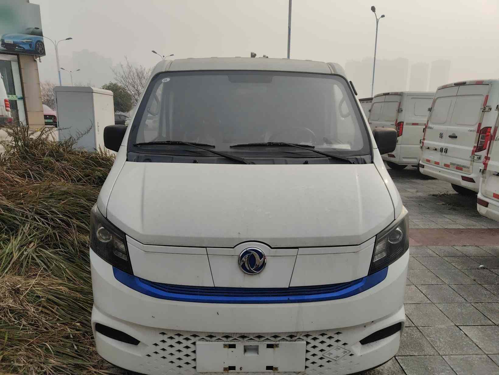 东风 御风EM27 2024款 EM27L 亿纬动力 41.86kWh(1)