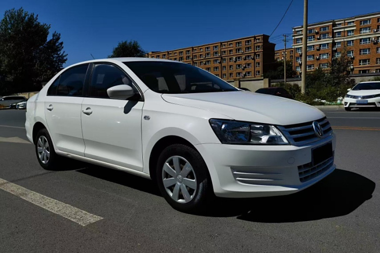 大众 桑塔纳 2015款 1.6L 手动风尚版车身外观6001