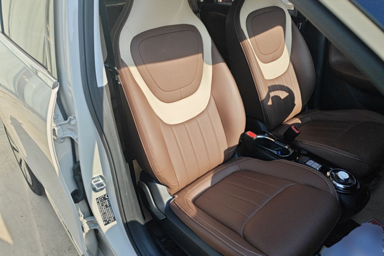 五菱汽车 五菱缤果 2024款 333km 悦享款局部细节41