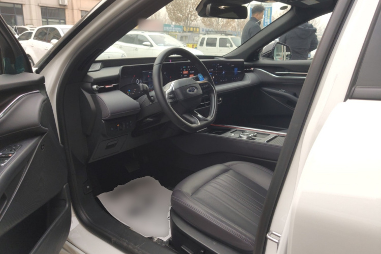 福特 蒙迪欧 2025款 2.0T EcoBoost 至尊型中控内饰20