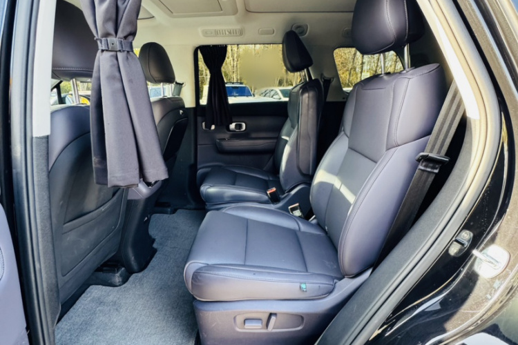 零跑汽车 零跑C16 2024款 增程 200激光雷达版中控内饰7004