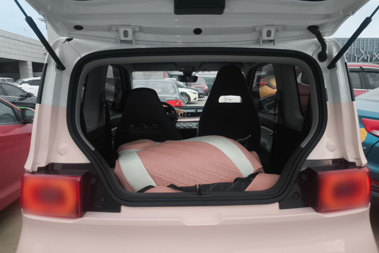 五菱汽车 宏光MINIEV 2022款 马卡龙臻享款 磷酸铁锂机舱底盘23