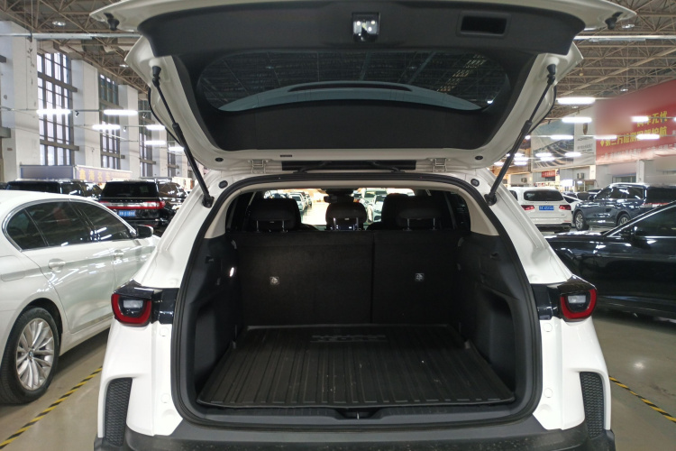 马自达CX-50行也 2023款 2.5L 悦行版机舱底盘23