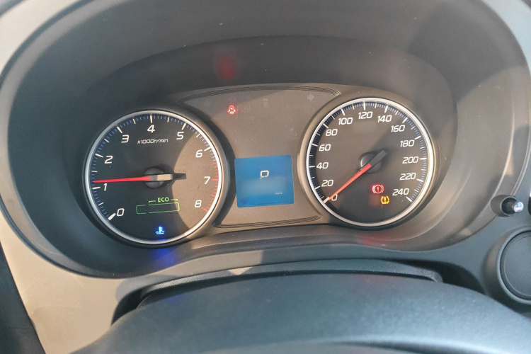 三菱 欧蓝德 2021款 2.0L 两驱畅行版 5座局部细节14