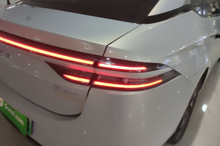 埃安 AION S Plus 2023款 70 智驾版 三元锂车身外观6006