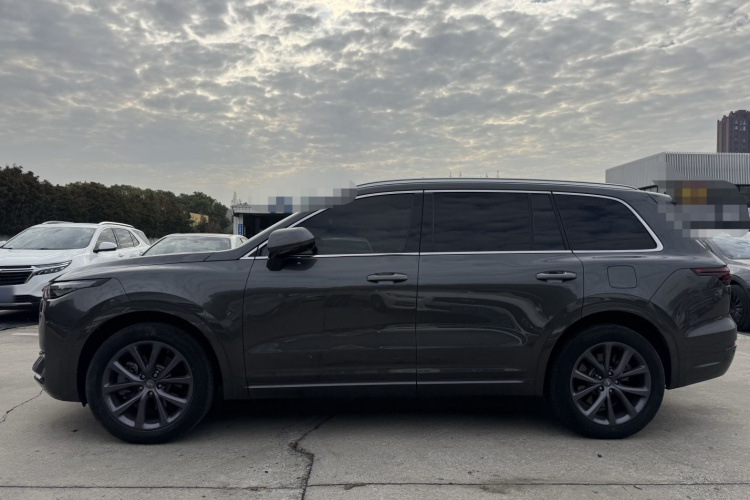 理想汽车 理想ONE 2020款 增程6座版车身外观6006